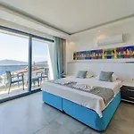Villa 4 Bedroom Sea View In Kalkan