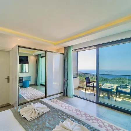 4 Bedroom Sea View In فيلة