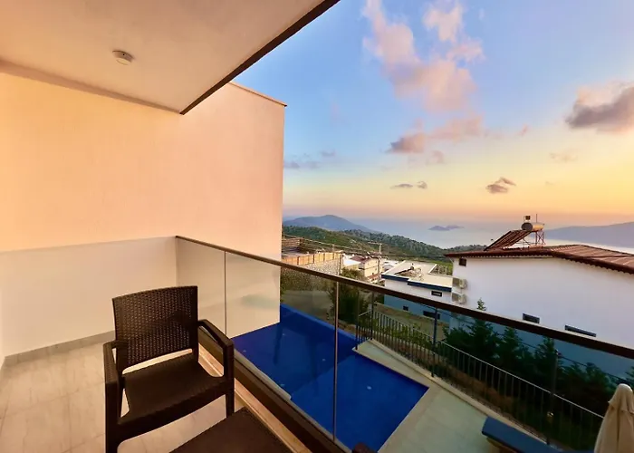 4 Bedroom Sea View In Kalkan 卡斯